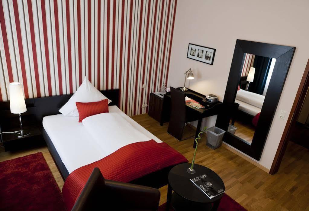 Suiten Hotel Dependance Laterne Baden-Baden Exterior foto