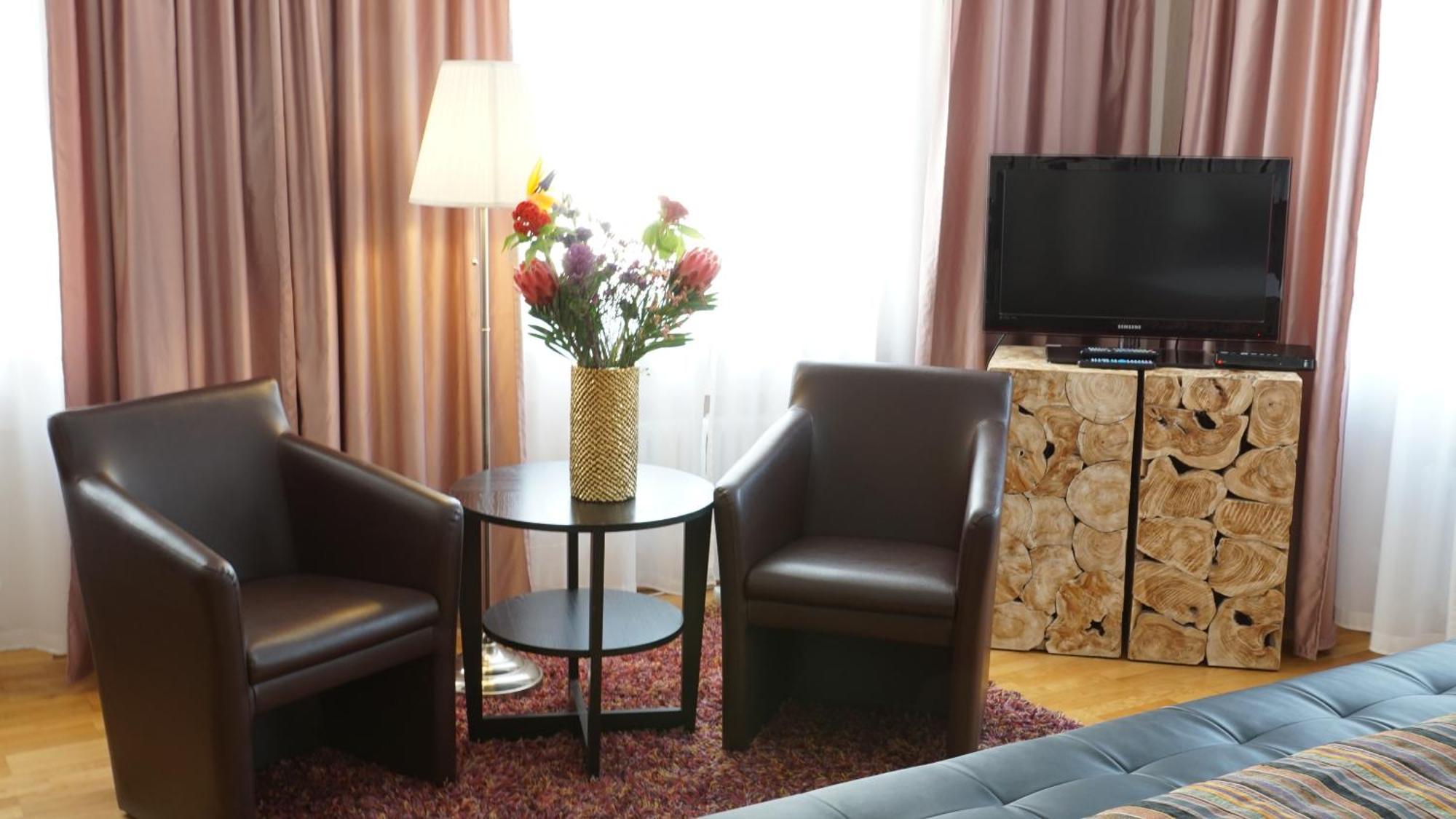 Suiten Hotel Dependance Laterne Baden-Baden Exterior foto